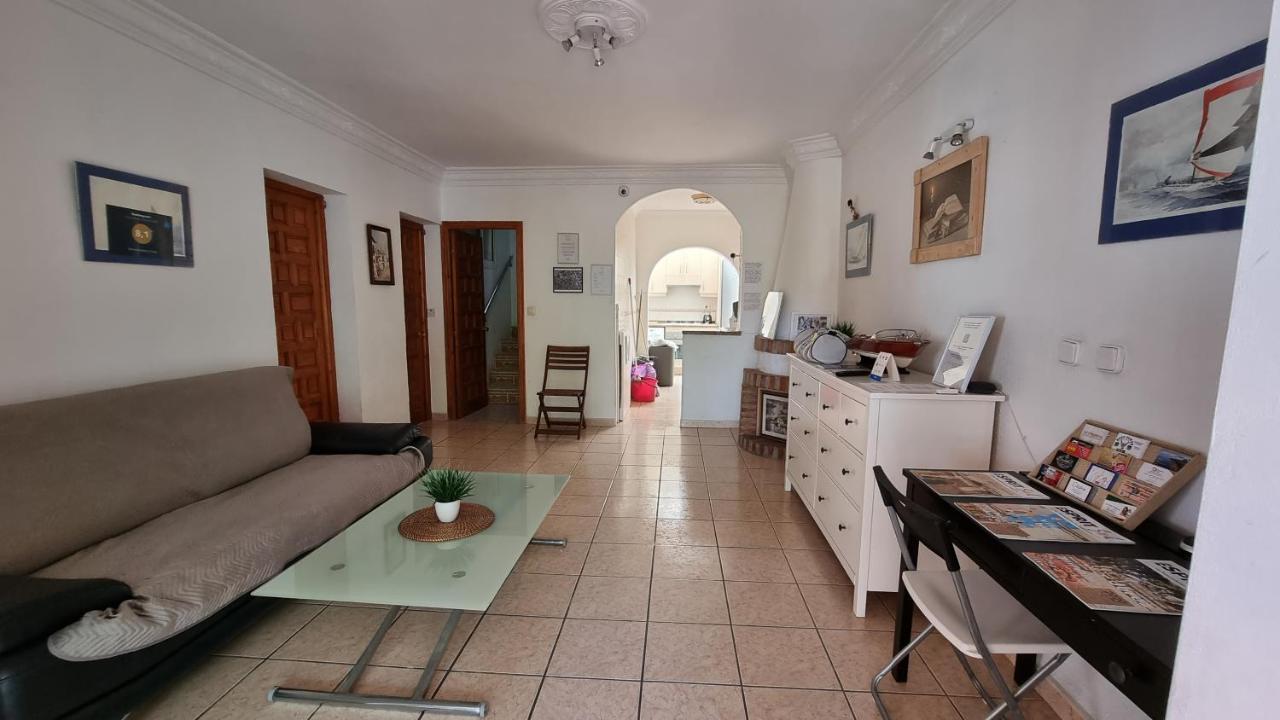 Roberto Guest House Бенальмадена Экстерьер фото