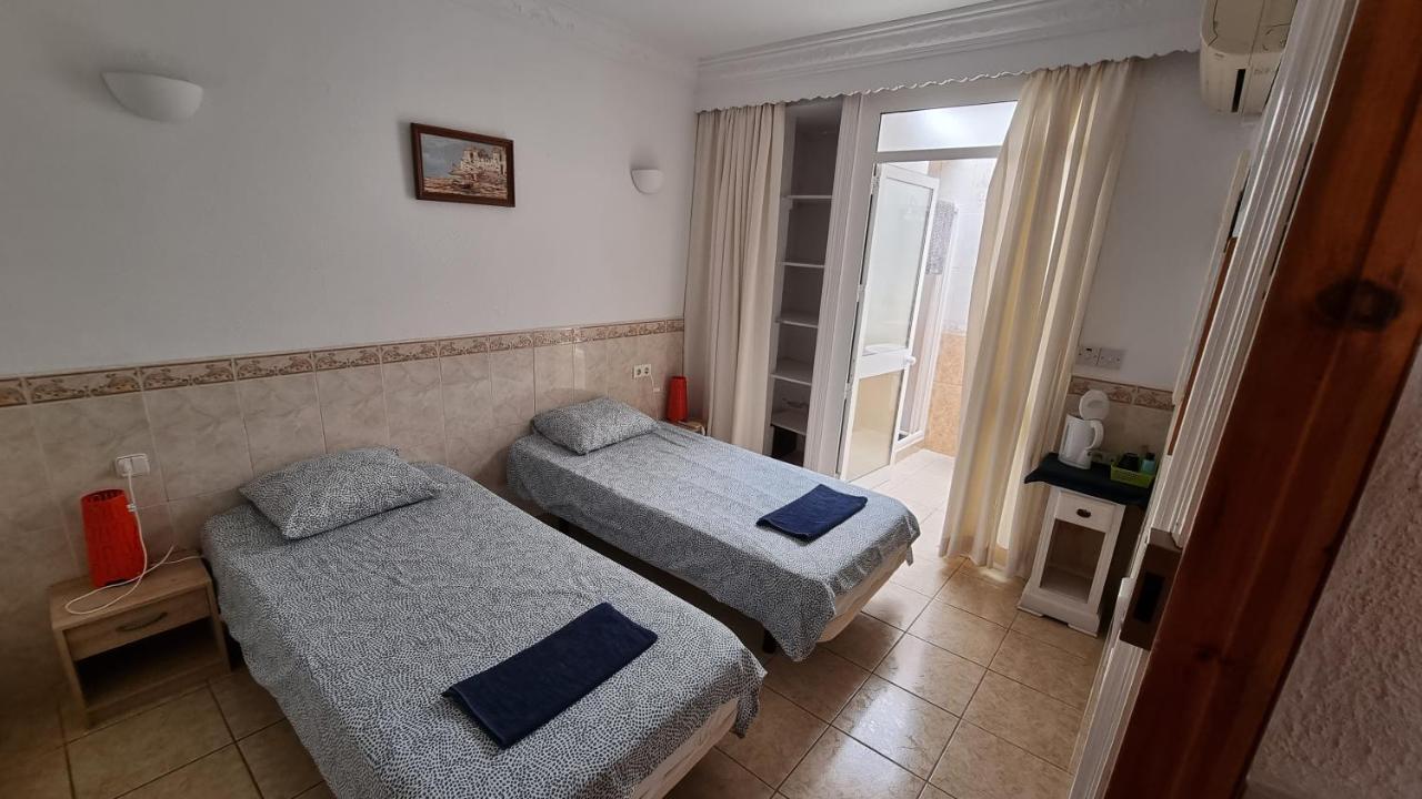 Roberto Guest House Бенальмадена Экстерьер фото