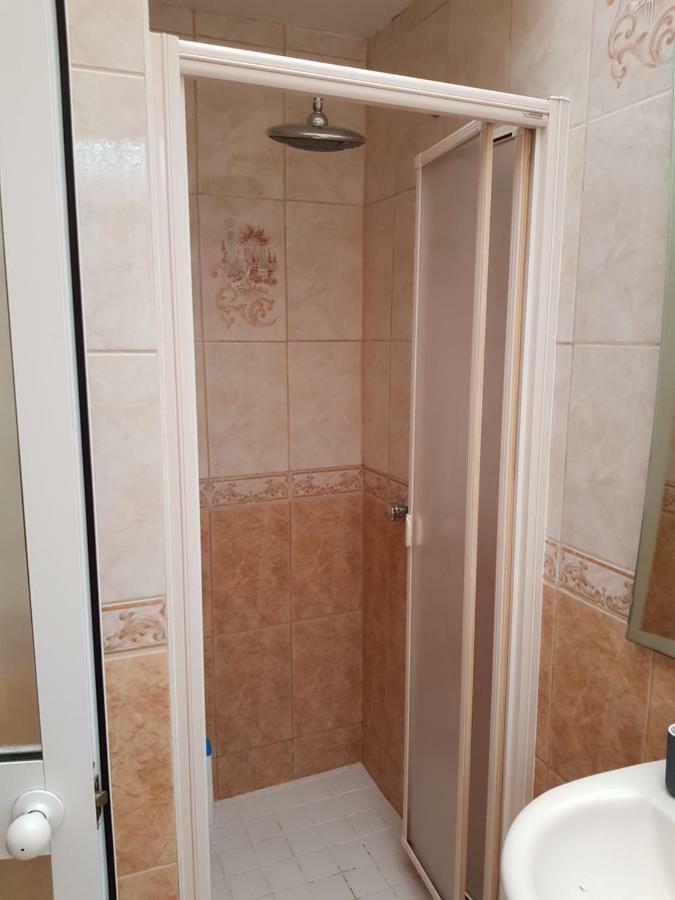 Roberto Guest House Бенальмадена Экстерьер фото